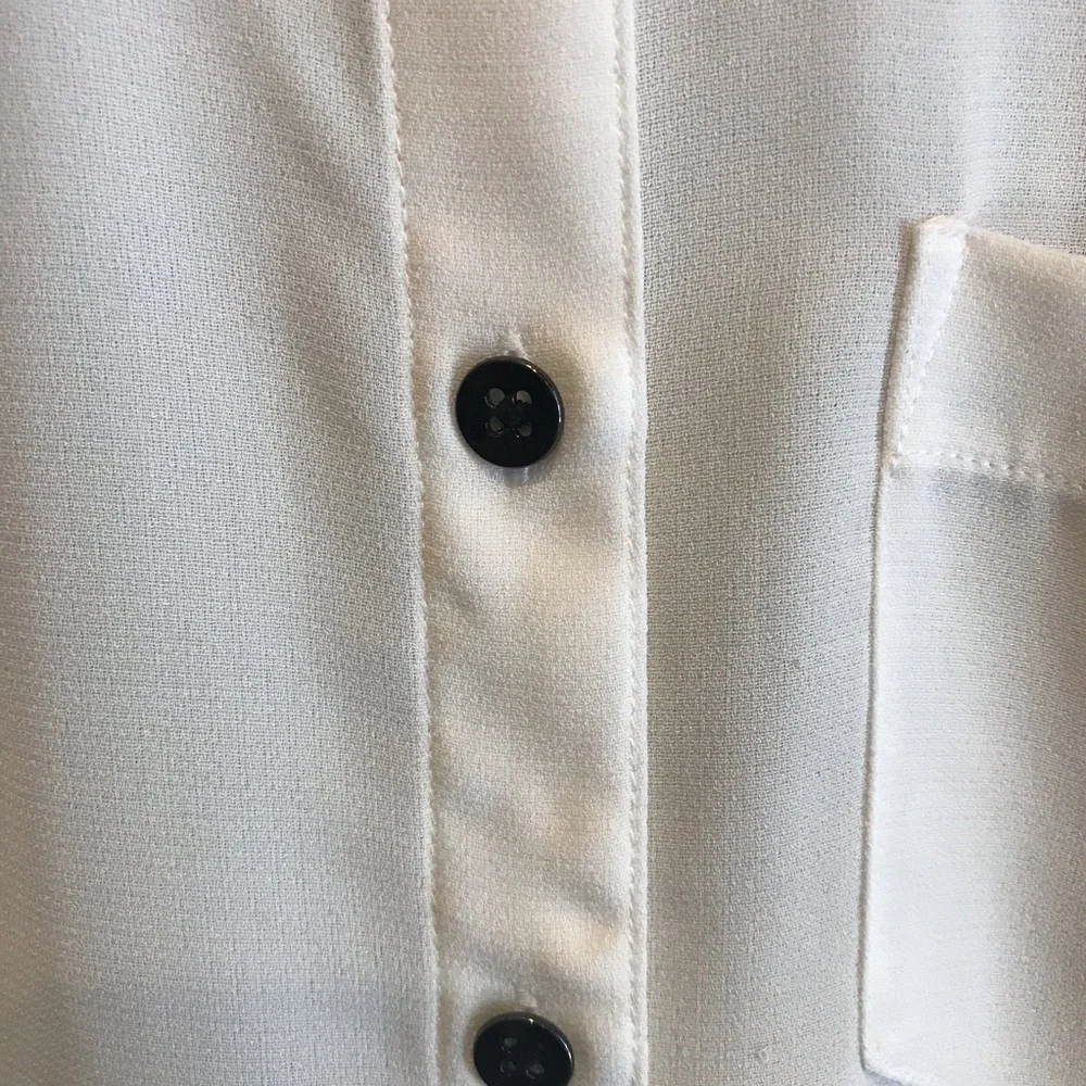 Cabi Sleeveless Blouse Pleated Trim Size Small